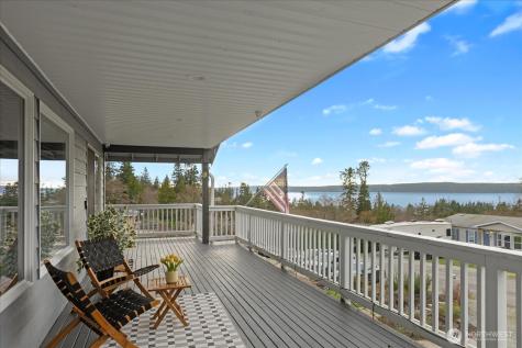 1057 Pinehurst Court Camano Island WA 98282