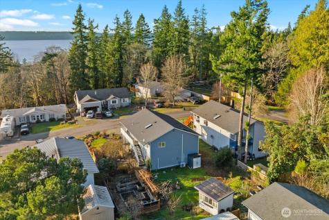 1057 Pinehurst Court Camano Island WA 98282