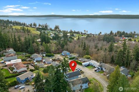 1057 Pinehurst Court Camano Island WA 98282