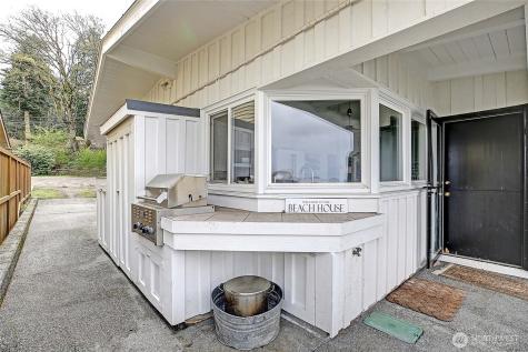 303 Arrowhead Point Lane Camano Island WA 98282
