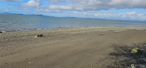 303 Arrowhead Point Lane Camano Island WA 98282