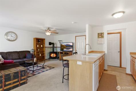 203 3rd Street NE Yelm WA 98597