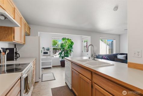 203 3rd Street NE Yelm WA 98597