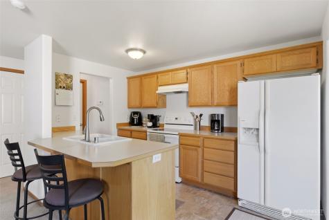 203 3rd Street NE Yelm WA 98597