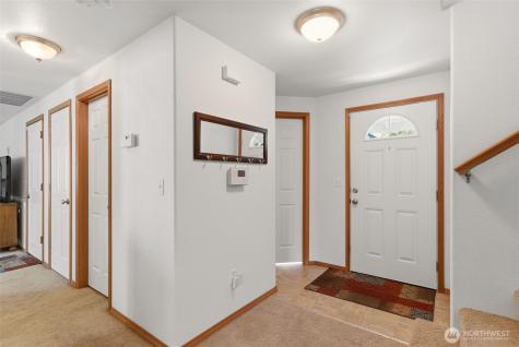 203 3rd Street NE Yelm WA 98597
