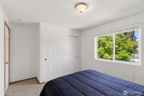 203 3rd Street NE Yelm WA 98597