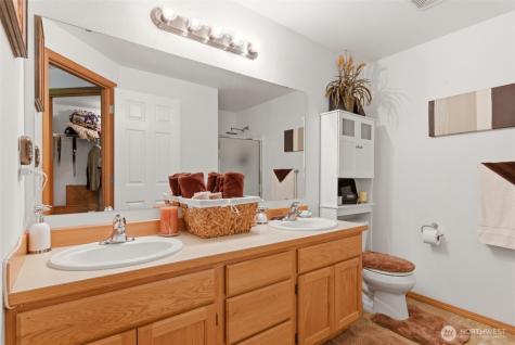203 3rd Street NE Yelm WA 98597