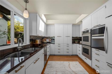 3626 SW Dash Point Road Federal Way WA 98023