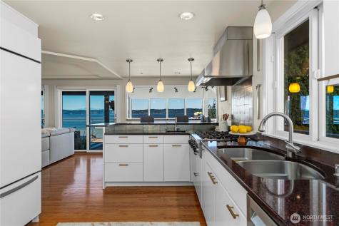 3626 SW Dash Point Road Federal Way WA 98023