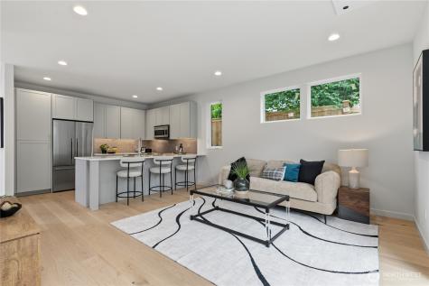 6834 47th Avenue NE Seattle WA 98115