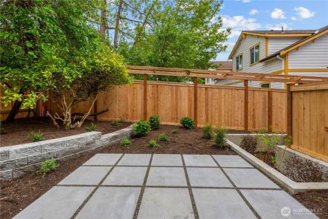 6834 47th Avenue NE Seattle WA 98115