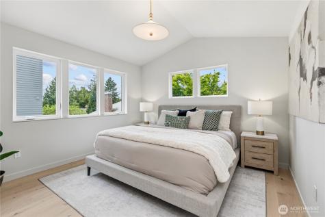 6834 47th Avenue NE Seattle WA 98115