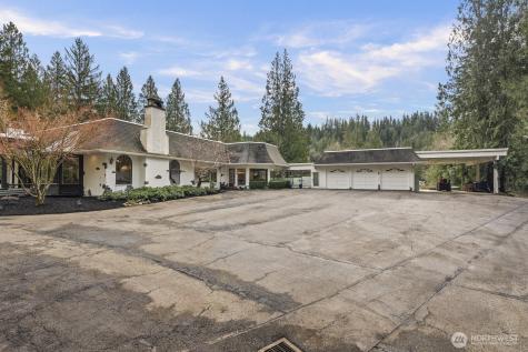 35525 SE 49th Street Fall City WA 98024