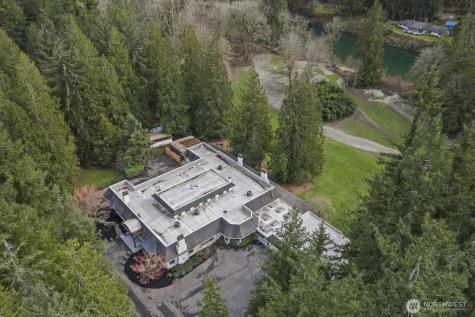 35525 SE 49th Street Fall City WA 98024