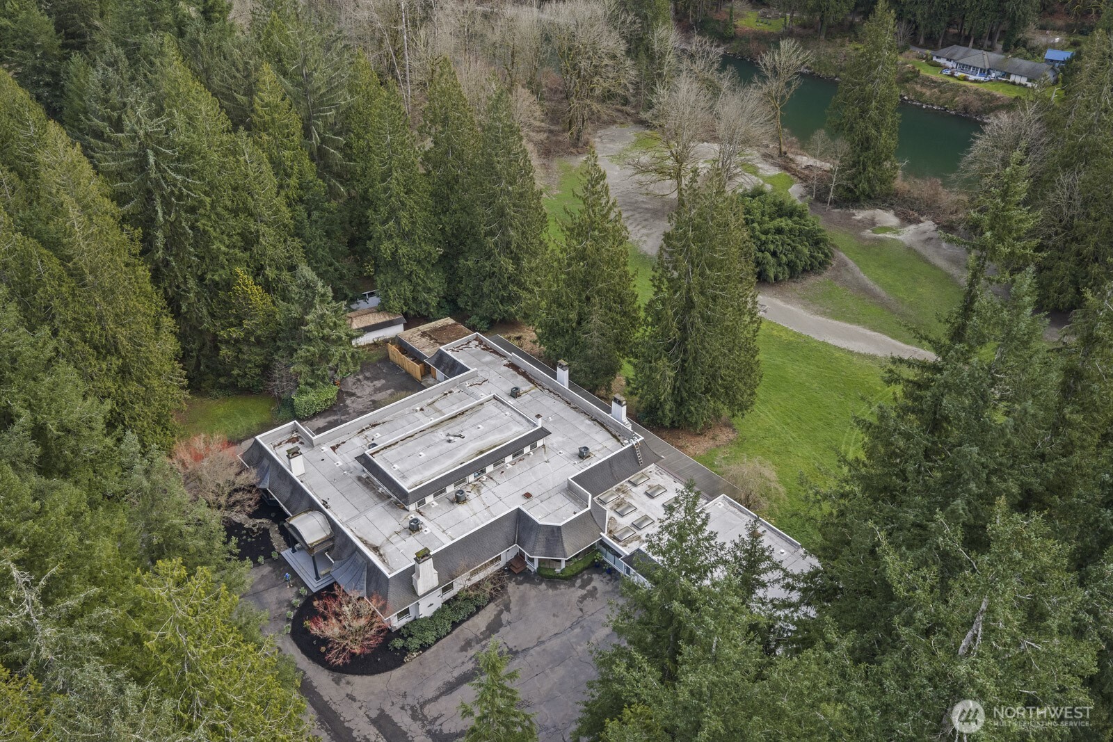 35525 SE 49th Street Fall City WA 98024