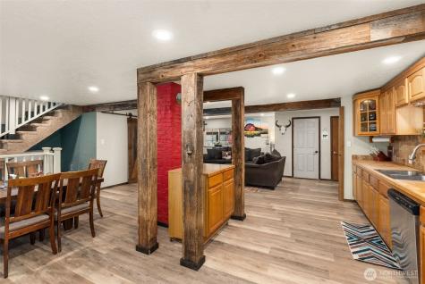 3356 State Highway 508 Onalaska WA 98570