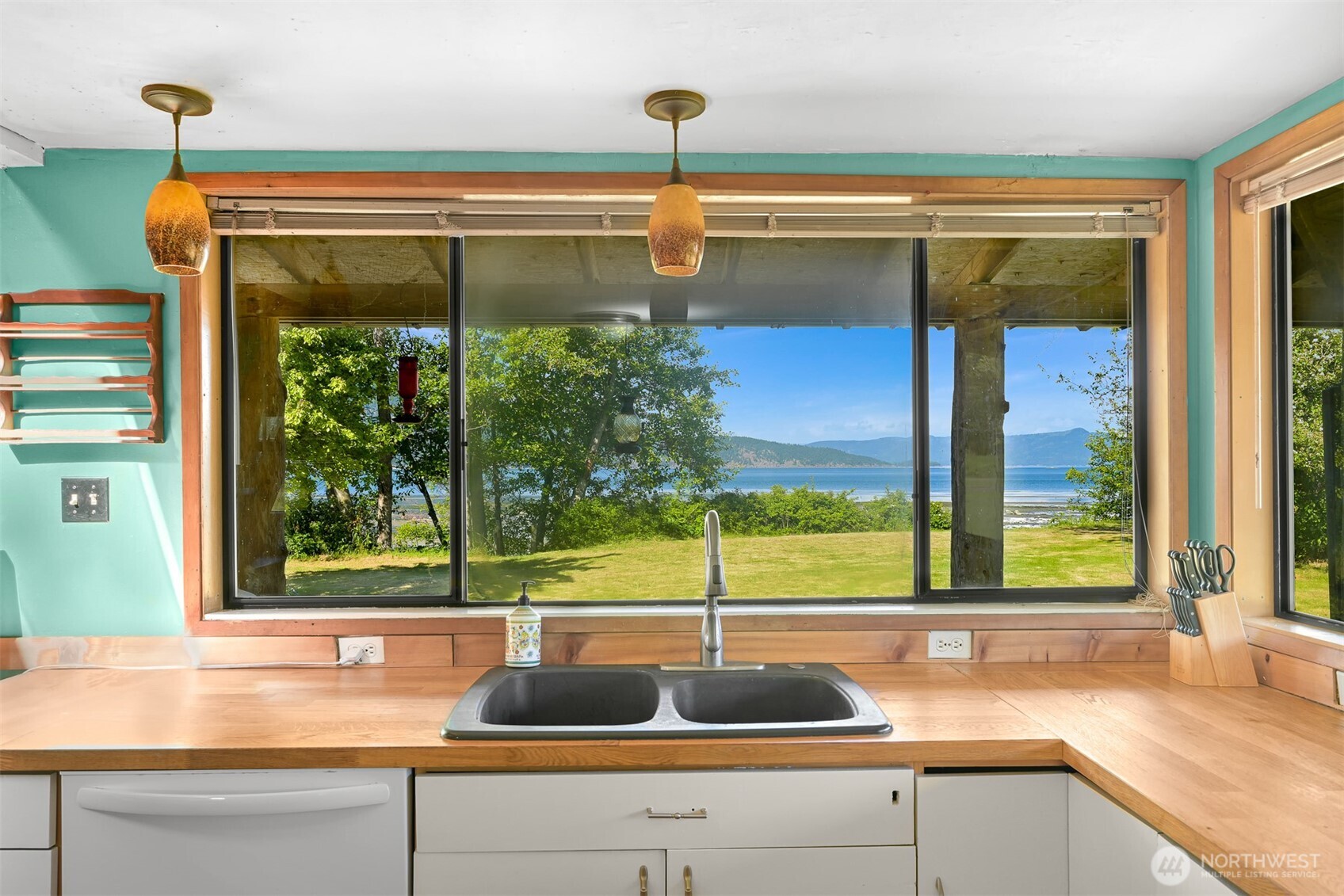 1611 Jas Airport Lane Anacortes WA 98221