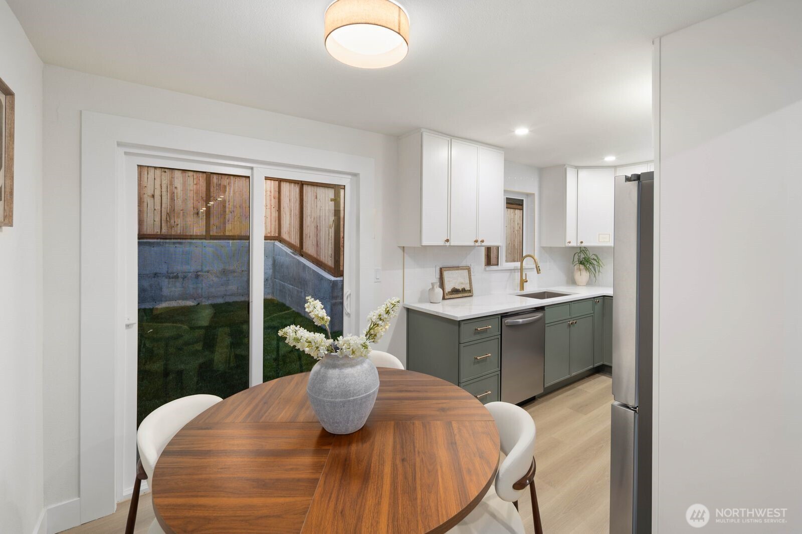 5810 57th Avenue NE Seattle WA 98105