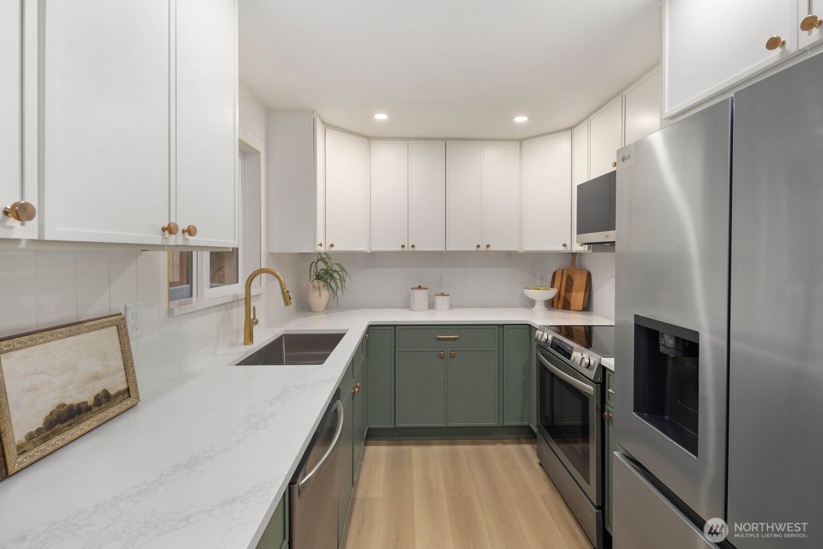 5810 57th Avenue NE Seattle WA 98105