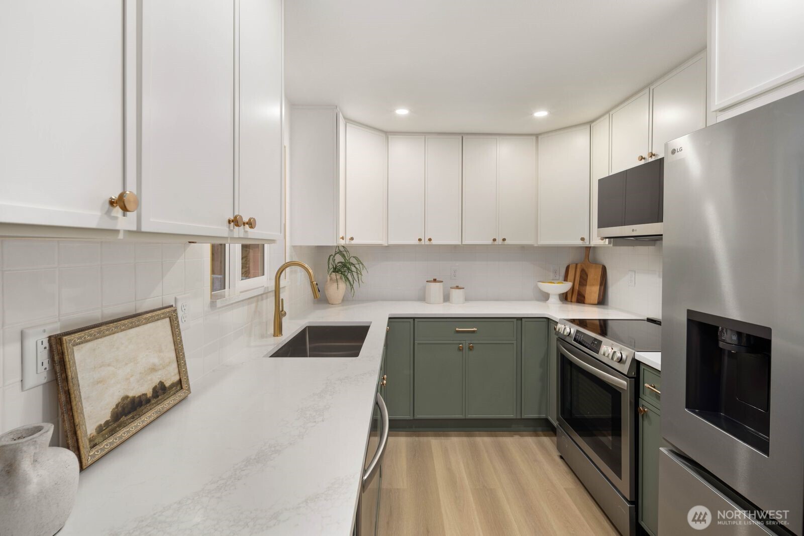 5810 57th Avenue NE Seattle WA 98105