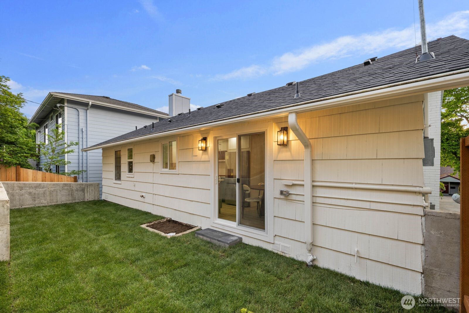 5810 57th Avenue NE Seattle WA 98105