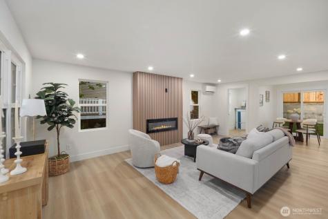 5810 57th Avenue NE Seattle WA 98105