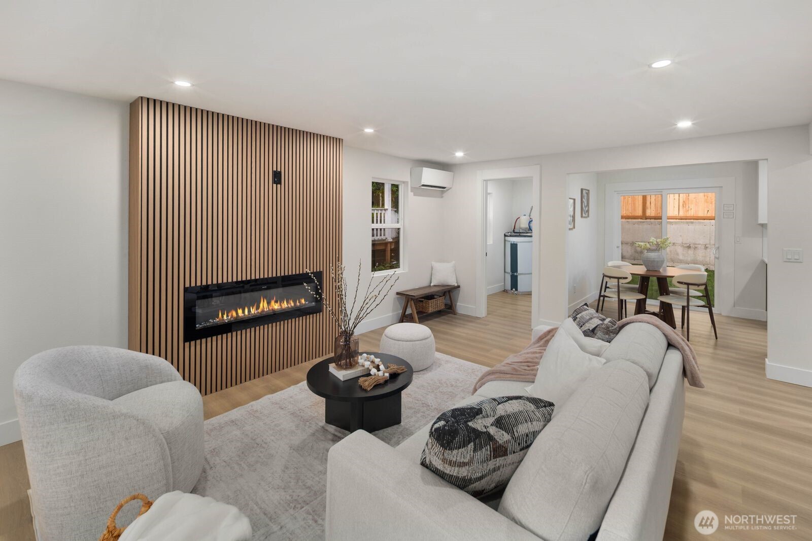 5810 57th Avenue NE Seattle WA 98105