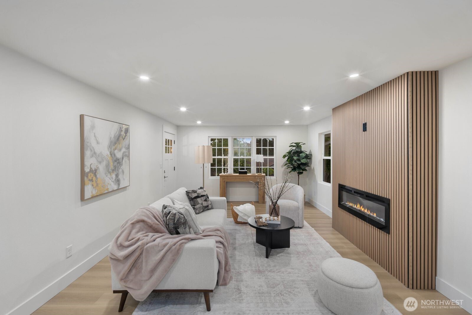 5810 57th Avenue NE Seattle WA 98105