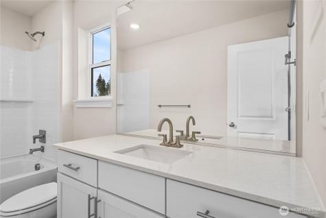 5990 Thornhill Avenue SW Port Orchard WA 98367