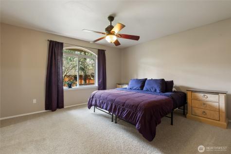 22433 Vale Court SE Yelm WA 98597