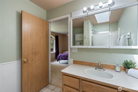 22433 Vale Court SE Yelm WA 98597