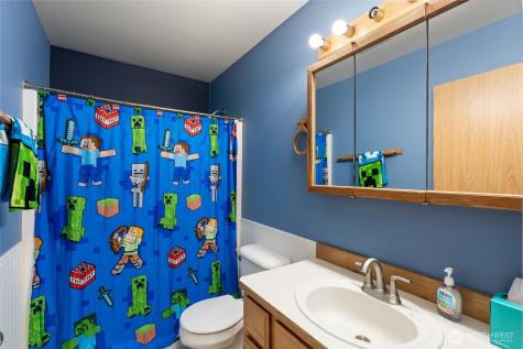 22433 Vale Court SE Yelm WA 98597