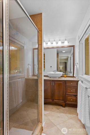 23811 NE 43rd Street Redmond WA 98053