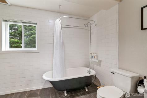 608 91st SW Everett WA 98204