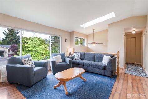 608 91st SW Everett WA 98204
