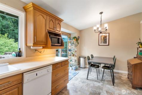 608 91st SW Everett WA 98204