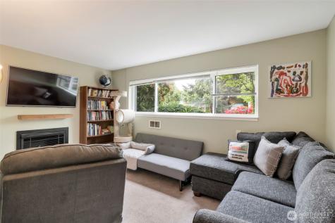608 91st SW Everett WA 98204