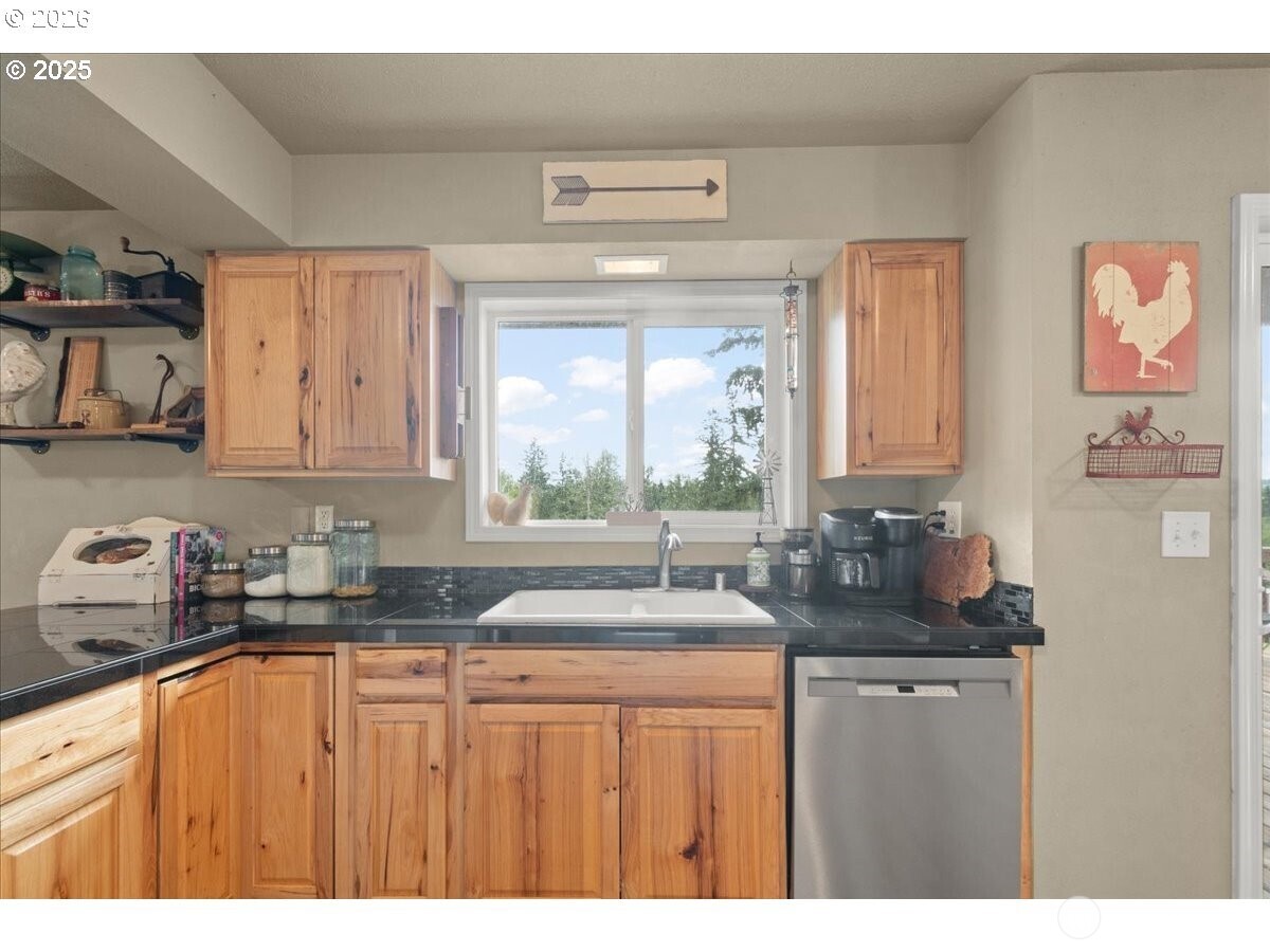 1415 Sightly Road Toutle WA 98649
