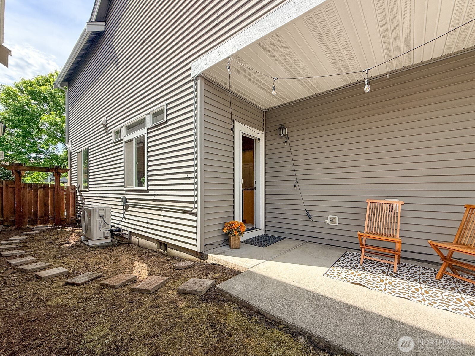 6634 Francis Avenue SE Auburn WA 98092