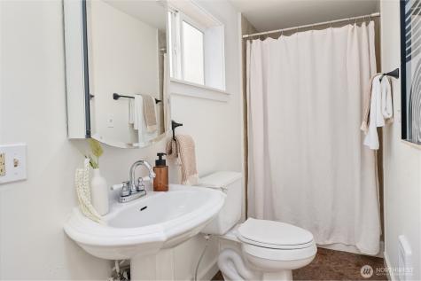 215 NW 130th Street Seattle WA 98177