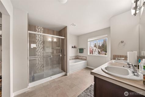 16214 78th Avenue Ct E Puyallup WA 98375