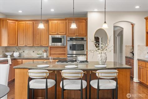 2211 204th Place NE Sammamish WA 98074