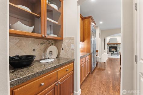 2211 204th Place NE Sammamish WA 98074
