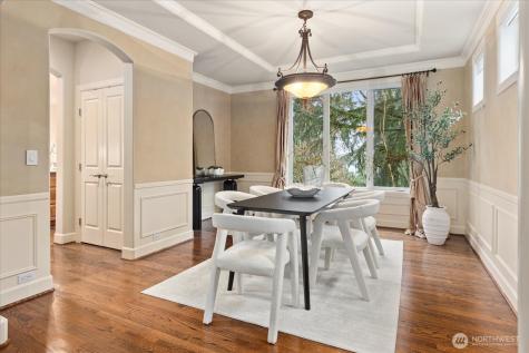 2211 204th Place NE Sammamish WA 98074