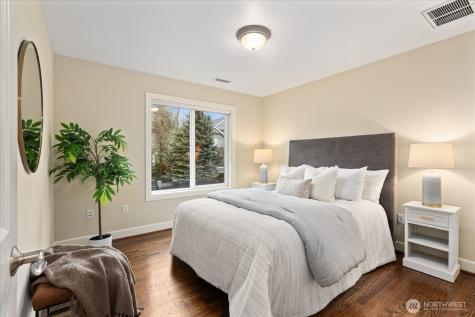 2211 204th Place NE Sammamish WA 98074