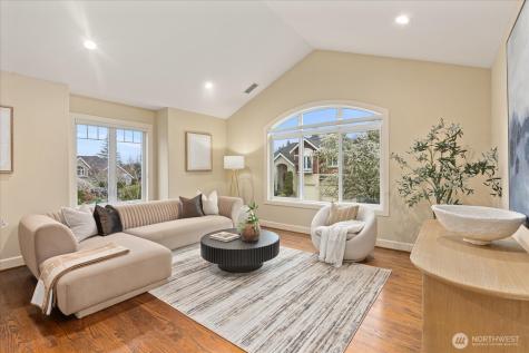 2211 204th Place NE Sammamish WA 98074