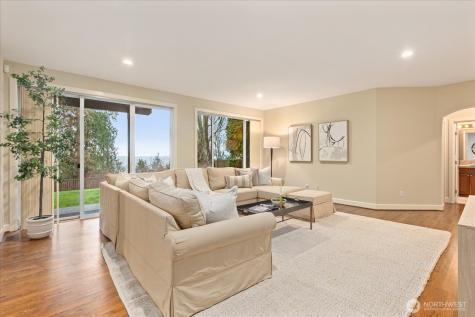 2211 204th Place NE Sammamish WA 98074