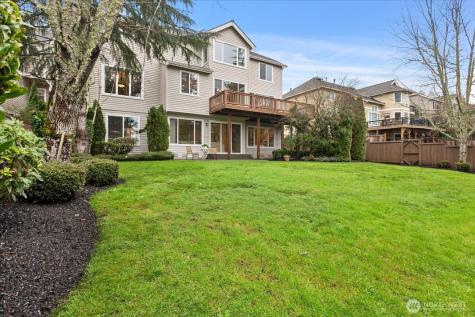2211 204th Place NE Sammamish WA 98074