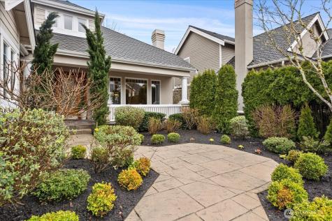 2211 204th Place NE Sammamish WA 98074