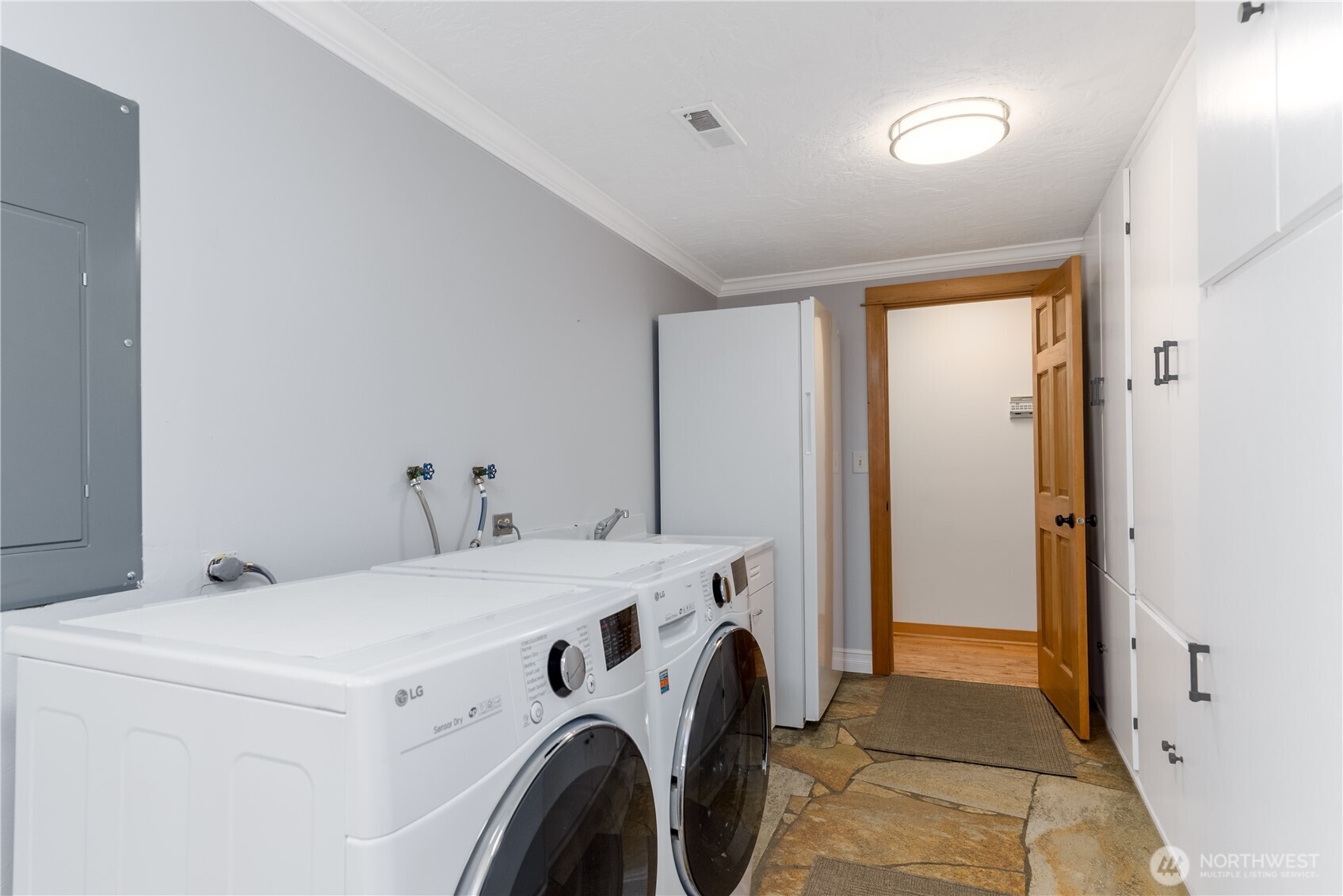 273702 Highway 101 Sequim WA 98382